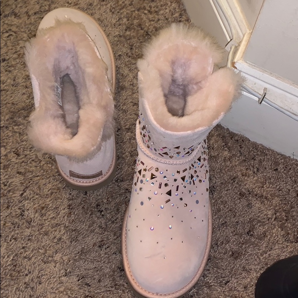 Ugg boots worn twice a few of the studs missing